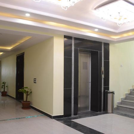 Puja Residency Hotell Varanasi Eksteriør bilde