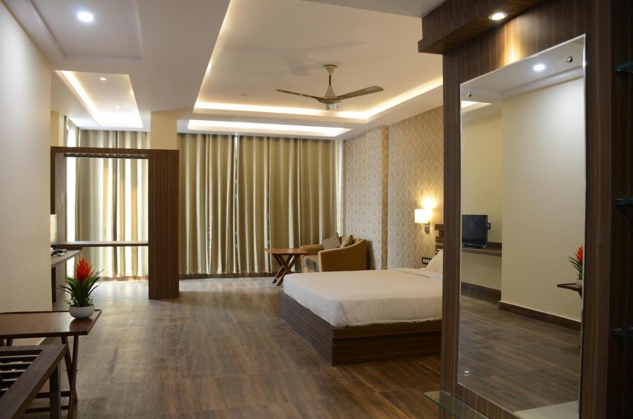 Puja Residency Hotell Varanasi Eksteriør bilde