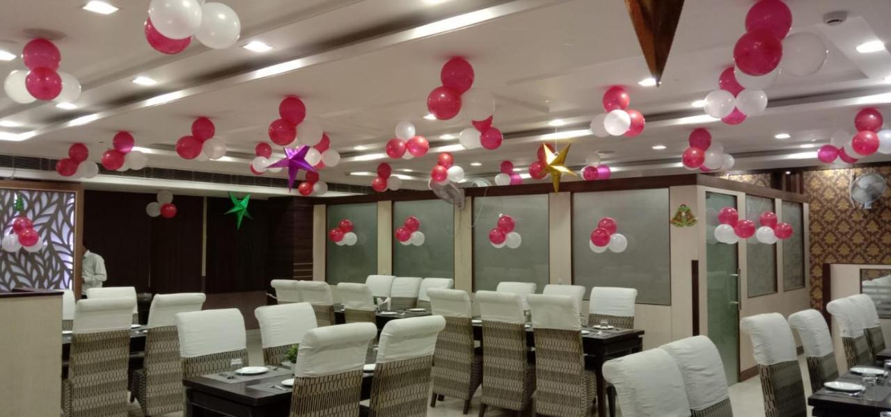 Puja Residency Hotell Varanasi Eksteriør bilde