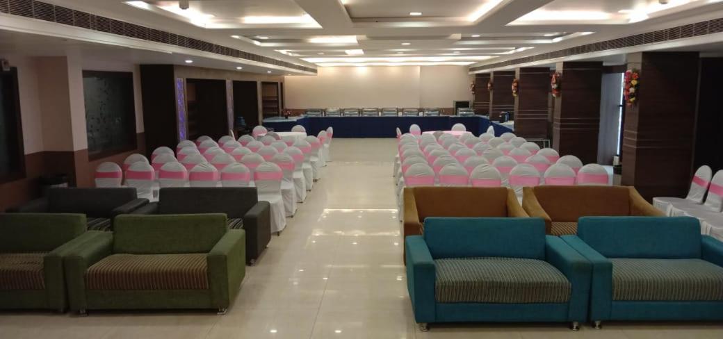 Puja Residency Hotell Varanasi Eksteriør bilde