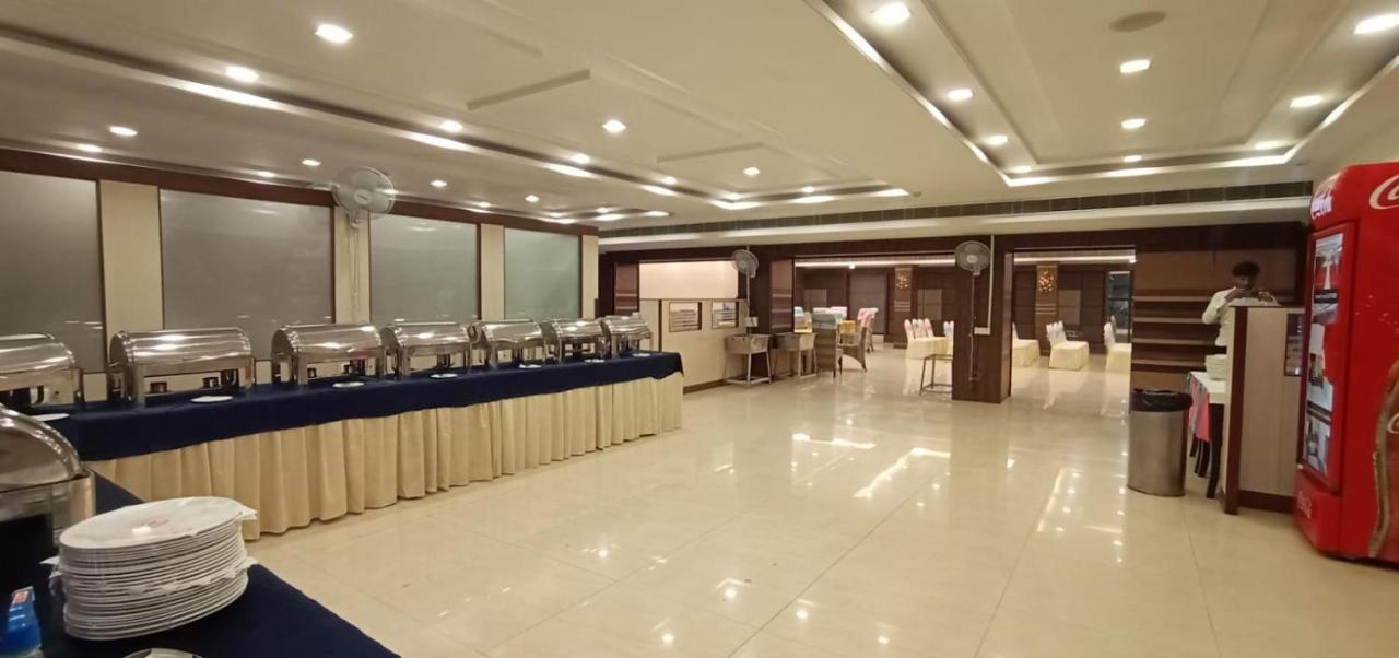 Puja Residency Hotell Varanasi Eksteriør bilde