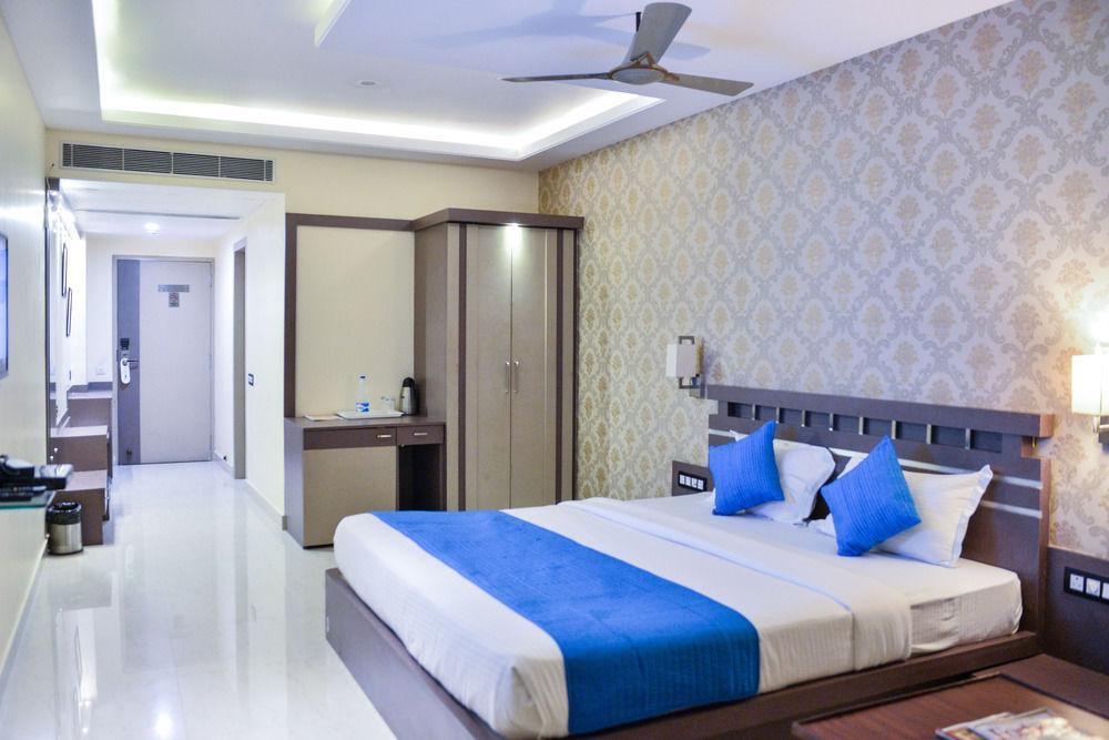 Puja Residency Hotell Varanasi Eksteriør bilde