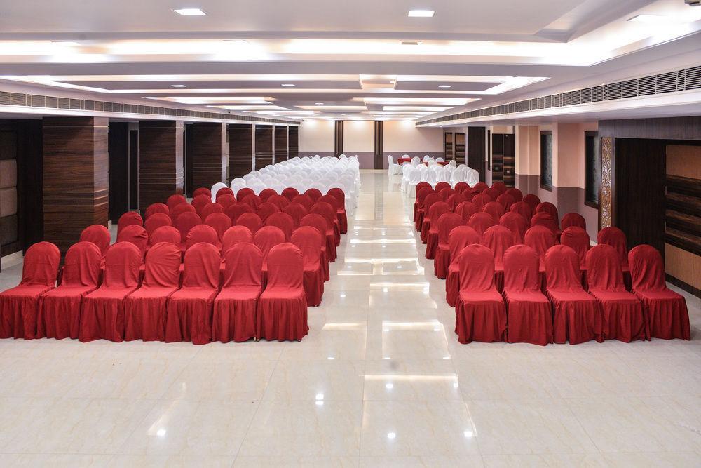 Puja Residency Hotell Varanasi Eksteriør bilde