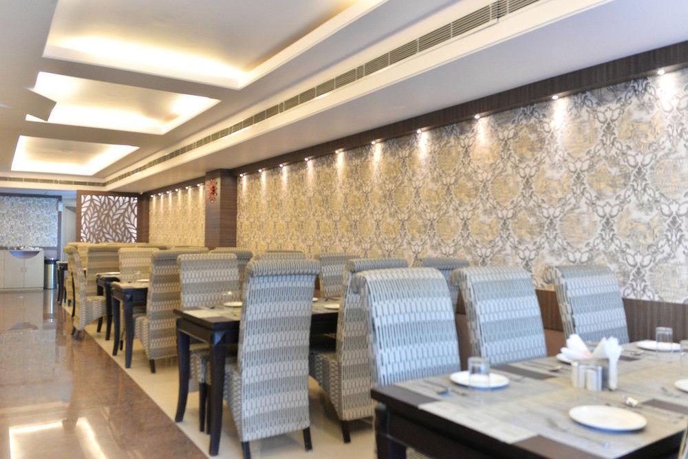 Puja Residency Hotell Varanasi Eksteriør bilde