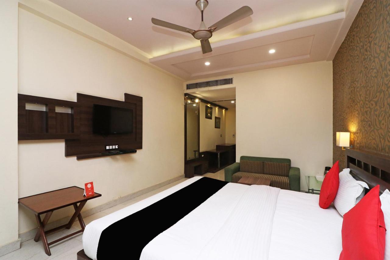 Puja Residency Hotell Varanasi Eksteriør bilde