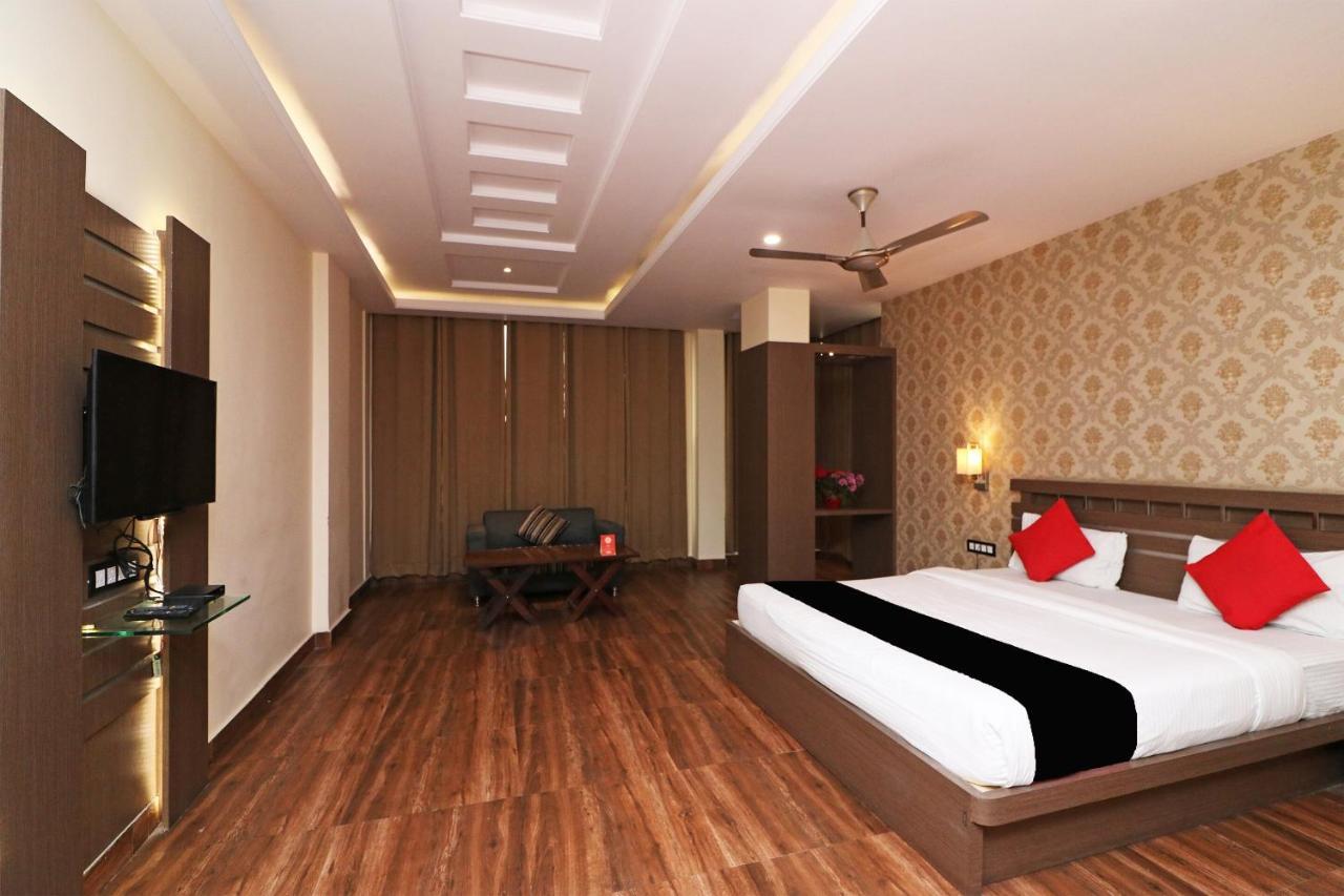 Puja Residency Hotell Varanasi Eksteriør bilde