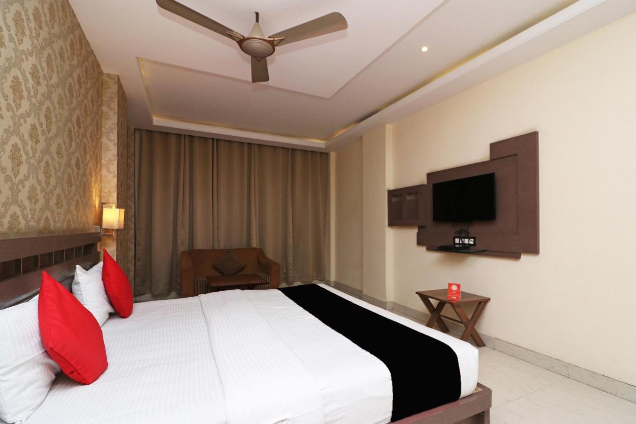 Puja Residency Hotell Varanasi Eksteriør bilde