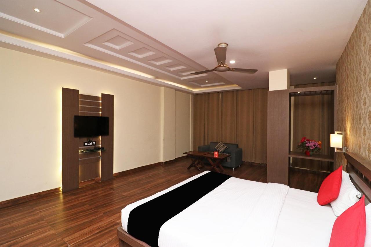 Puja Residency Hotell Varanasi Eksteriør bilde